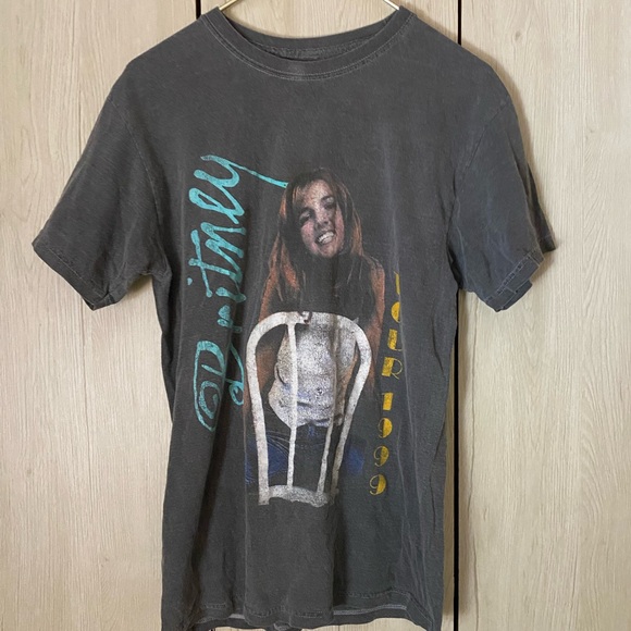 Britney Spears tee - Picture 9 of 16